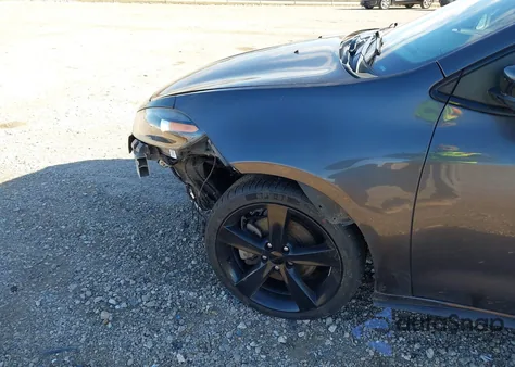 2015 Dodge Dart Sxt z USA, uszkodzony, nr VIN 1C3CDFBB5FD242792